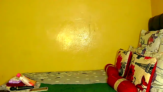 Down to earth girl online show from 11-09-25, 05:39