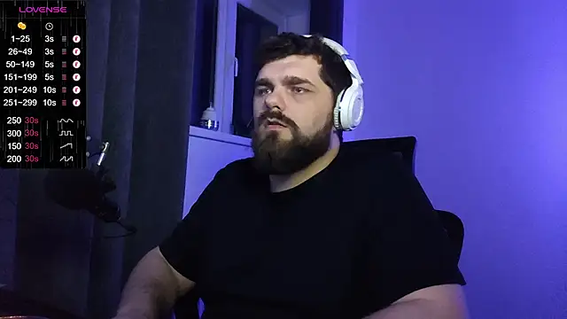 Snapshot of KingMarti chatting on 01-08-26, 10:16 KingMarti online show from 01-08-26, 10:16