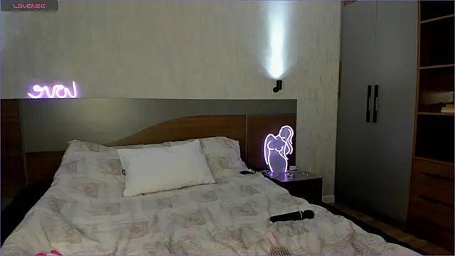 Aeries steel online show from 12-07-24, 05:54