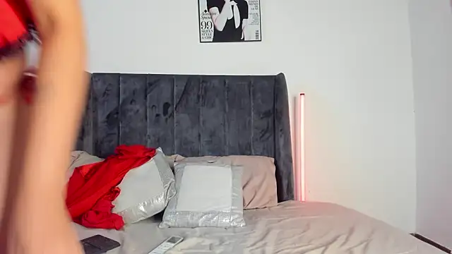 Snapshot of CarolinaGlamour chatting on 06-08-26, 11:33 CarolinaGlamour online show from 06-08-26, 11:33