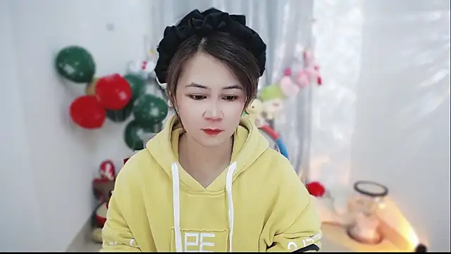 Snapshot of Fan_ting chatting on 02-09-26, 02:42 Fan ting online show from 02-09-26, 02:42