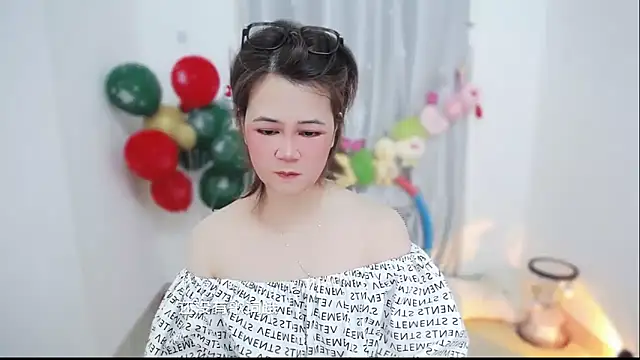 Snapshot of Fan_ting chatting on 02-03-26, 06:22 Fan ting online show from 02-03-26, 06:22