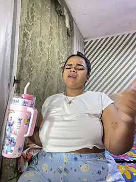 Snapshot of Evabigass chatting on 02-26-26, 06:08 Evabigass online show from 02-26-26, 06:08