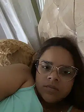 Snapshot of Evabigass chatting on 02-03-26, 03:48 Evabigass online show from 02-03-26, 03:48