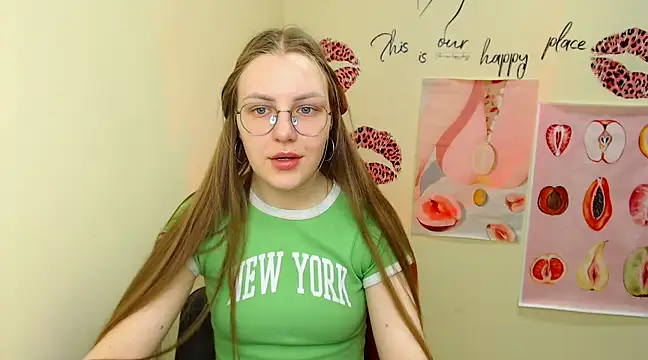 Snapshot of _AlMamiyy_ chatting on 03-11-25, 01:23  AlMamiyy  online show from 03-11-25, 01:23