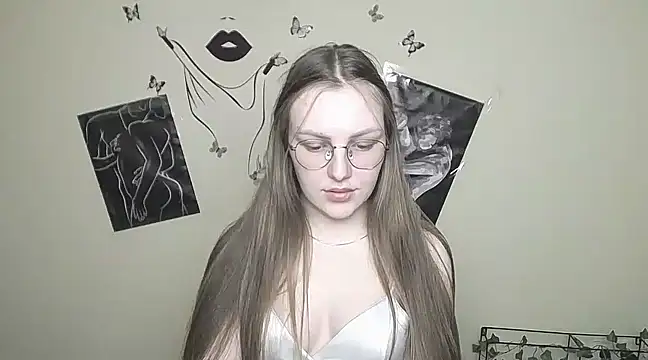 Snapshot of _AlMamiyy_ chatting on 03-06-25, 04:49  AlMamiyy  online show from 03-06-25, 04:49