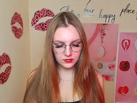 Snapshot of _AlMamiyy_ chatting on 09-10-25, 12:15  AlMamiyy  online show from 09-10-25, 12:15