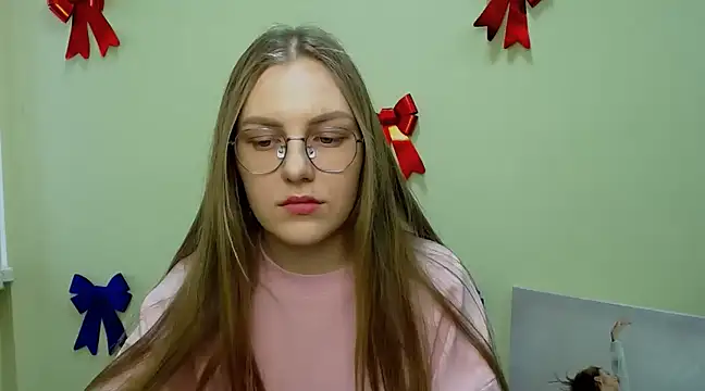 Snapshot of _AlMamiyy_ chatting on 03-19-25, 10:44  AlMamiyy  online show from 03-19-25, 10:44