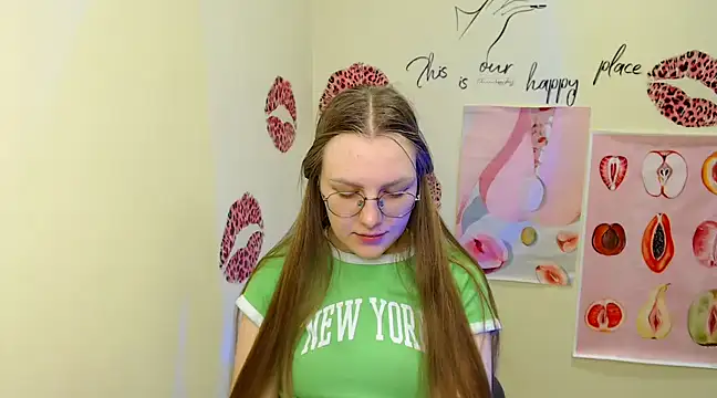 Snapshot of _AlMamiyy_ chatting on 03-11-25, 04:29  AlMamiyy  online show from 03-11-25, 04:29