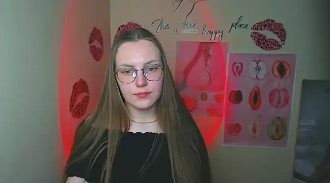 Snapshot of _AlMamiyy_ chatting on 02-13-25, 11:04  AlMamiyy  online show from 02-13-25, 11:04