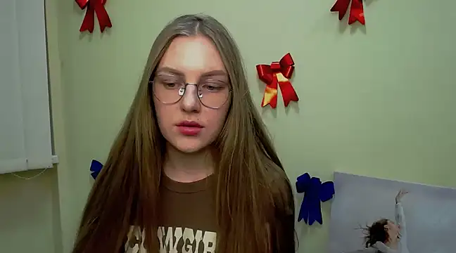 Snapshot of _AlMamiyy_ chatting on 03-17-25, 04:43  AlMamiyy  online show from 03-17-25, 04:43