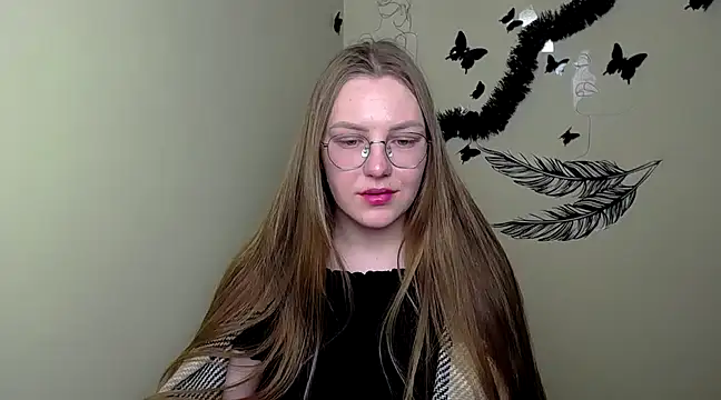 Snapshot of _AlMamiyy_ chatting on 02-24-25, 01:24  AlMamiyy  online show from 02-24-25, 01:24