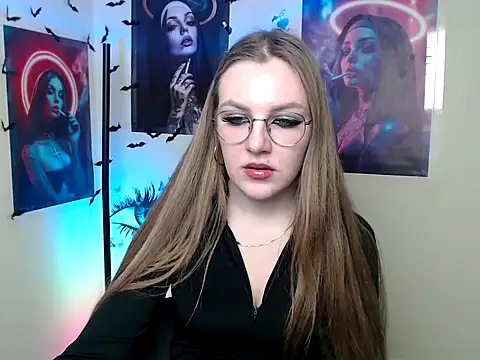 Snapshot of _AlMamiyy_ chatting on 10-11-25, 06:42  AlMamiyy  online show from 10-11-25, 06:42