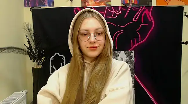 Snapshot of _AlMamiyy_ chatting on 03-15-25, 07:53  AlMamiyy  online show from 03-15-25, 07:53