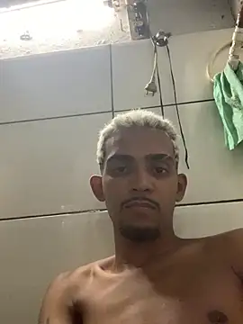 moreninhoP online show from 12-23-24, 09:08