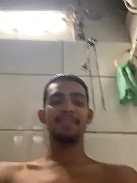 moreninhoP online show from 01-22-25, 08:17