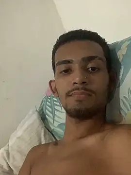 moreninhoP online show from 12-22-24, 04:28