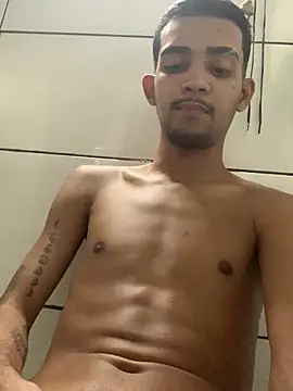 moreninhoP online show from 02-25-25, 01:32