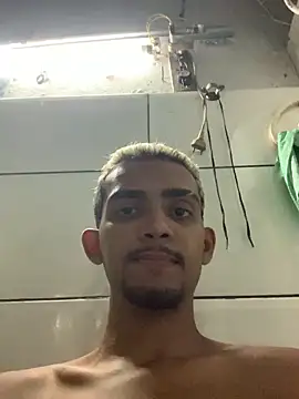 moreninhoP online show from 12-30-24, 07:21