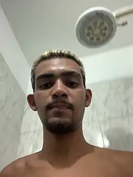 moreninhoP online show from 01-07-25, 05:12