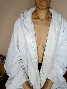 Zomorodaa  online show from 04-03-26, 05:52