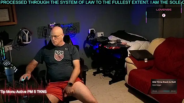 Pilot Dave 69 online show from 10-25-25, 04:33