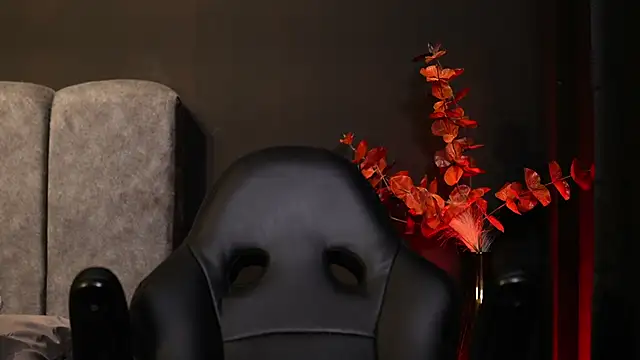 Snapshot of CallumMuscle chatting on 11-14-25, 12:47 CallumMuscle online show from 11-14-25, 12:47