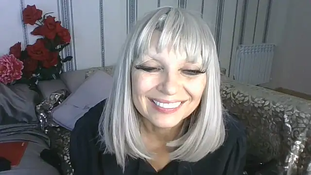 Izabella gold online show from 05-27-26, 11:34