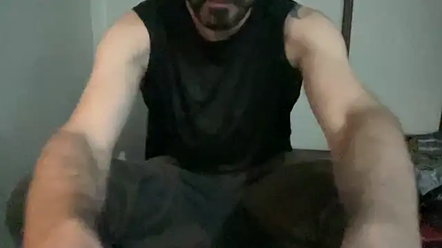 Snapshot of alphajoshkosh chatting on 04-21-26, 12:01 alphajoshkosh online show from 04-21-26, 12:01