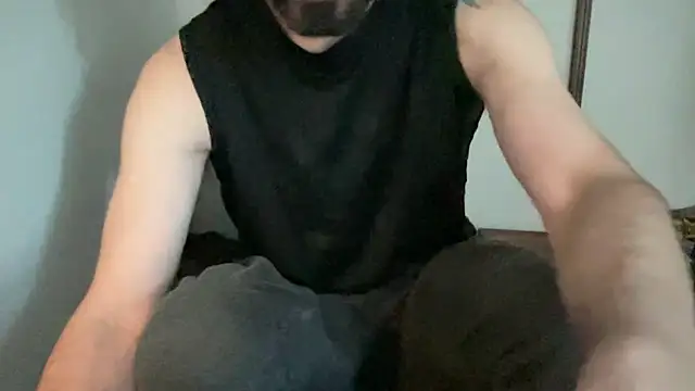 Snapshot of alphajoshkosh chatting on 05-10-26, 11:50 alphajoshkosh online show from 05-10-26, 11:50