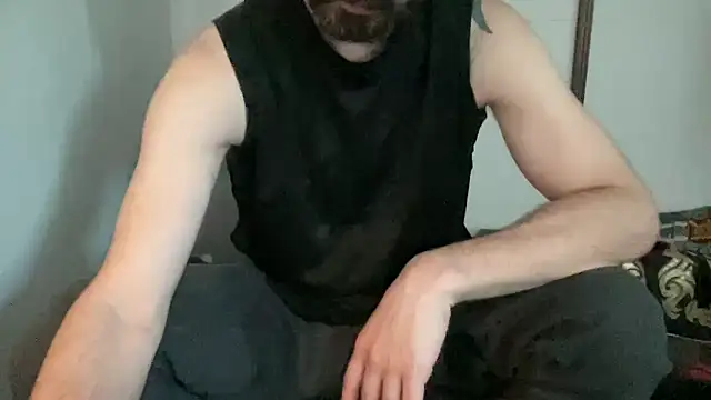 Snapshot of alphajoshkosh chatting on 05-11-26, 11:57 alphajoshkosh online show from 05-11-26, 11:57
