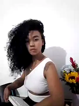Snapshot of evafoxs chatting on 01-26-25, 03:06 evafoxs online show from 01-26-25, 03:06