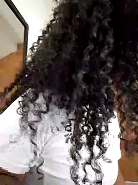 Snapshot of evafoxs chatting on 03-06-25, 01:58 evafoxs online show from 03-06-25, 01:58