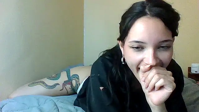 felinebitxx online show from 02-28-25, 03:37