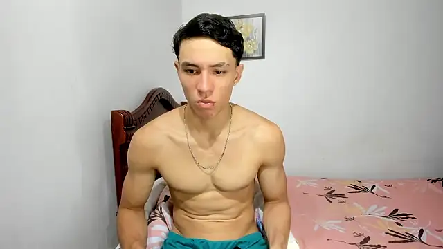 Snapshot of enzo_sloran chatting on 10-15-25, 01:52 enzo sloran online show from 10-15-25, 01:52
