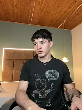 AlejooTwink online show from 02-04-26, 10:38