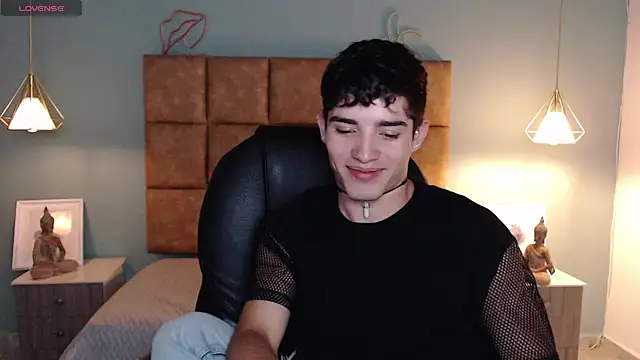 AlejooTwink online show from 02-27-25, 12:36