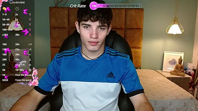 AlejooTwink online show from 03-09-25, 06:11