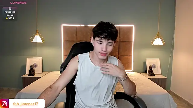 AlejooTwink online show from 04-11-26, 03:36