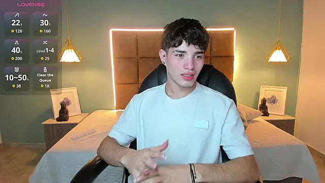 AlejooTwink online show from 11-28-25, 12:55