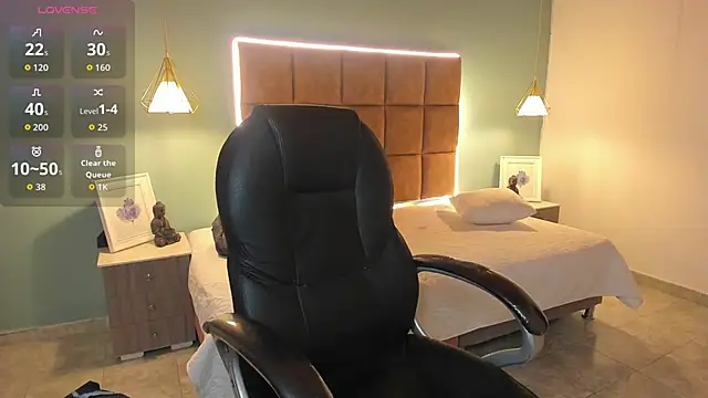 AlejooTwink online show from 11-24-25, 01:38