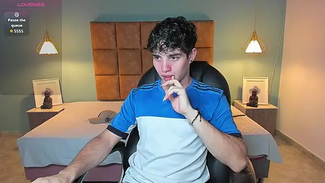 AlejooTwink online show from 11-14-25, 03:05