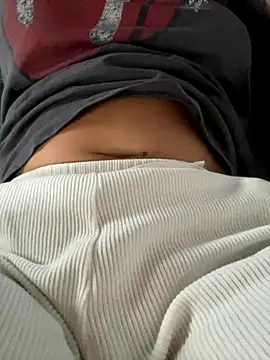 Snapshot of Orixxxxx chatting on 09-18-25, 06:22 Orixxxxx online show from 09-18-25, 06:22