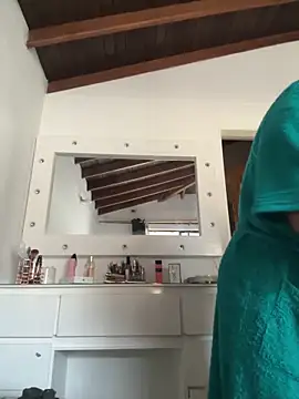 siri duque online show from 04-15-26, 08:09