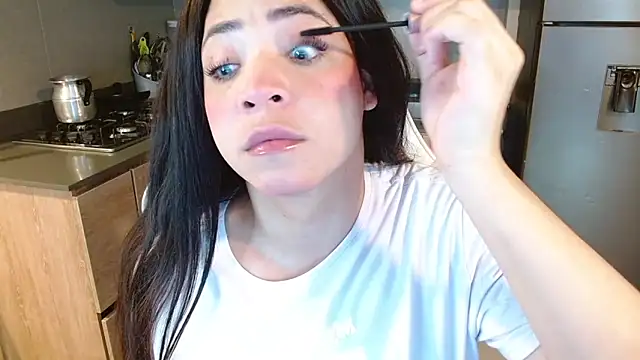 Snapshot of Kylie_martinez chatting on 01-31-25, 06:13 Kylie martinez online show from 01-31-25, 06:13