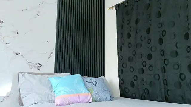 Noah tyler  online show from 02-05-26, 01:07