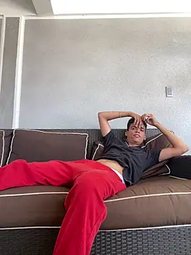 Leo bunny hot online show from 03-21-25, 04:51