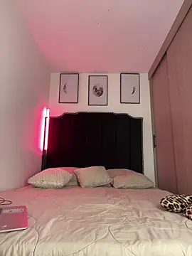 Leo bunny hot online show from 01-31-25, 12:39