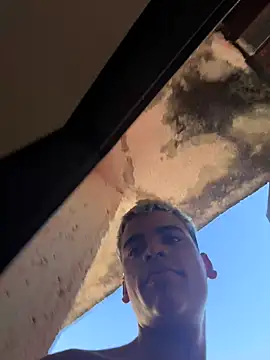 Snapshot of Leo_bunny_hot chatting on 01-18-26, 08:23 Leo bunny hot online show from 01-18-26, 08:23