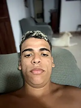 Snapshot of Leo_bunny_hot chatting on 02-22-26, 02:03 Leo bunny hot online show from 02-22-26, 02:03